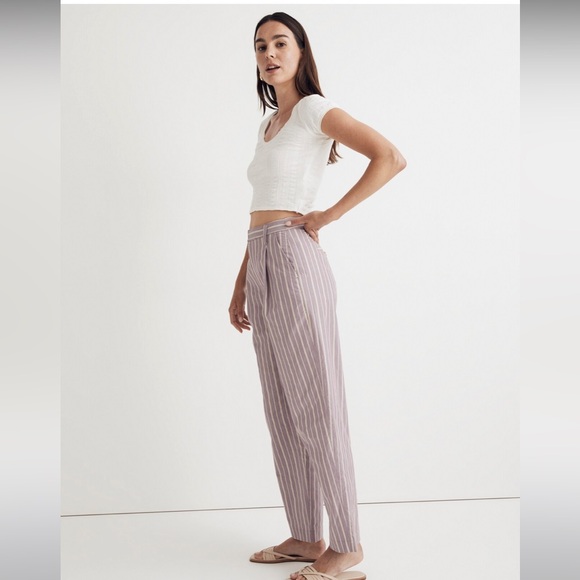 NWOT Madewell Pleated Tapered Pants in Signature Poplin - Size 0- LavenderStripe - Picture 2 of 8